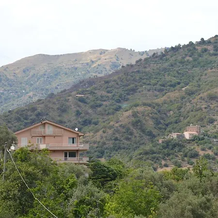 La Casa Di Giulia * Forza dʼAgro